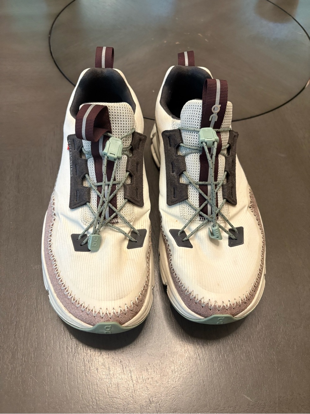 On Cloud Cloudaway Ice/Moss size 9